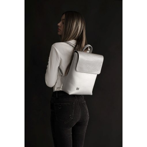 Kira Bags - Inez fedeleles hátizsák mini ezüst/3D ezüst