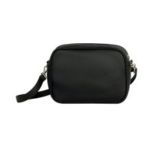 Írisz maxi válltáska fekete/fehér 3d