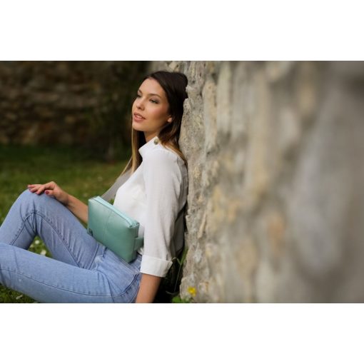 Héra övtáska rókás