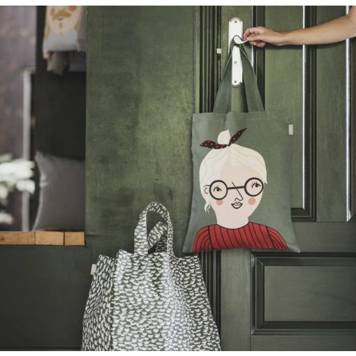 Elsa /shopper 